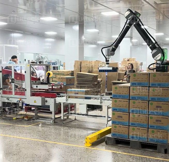 giai phap tram robot boc xep cho nganh san xuat hang tieu dung