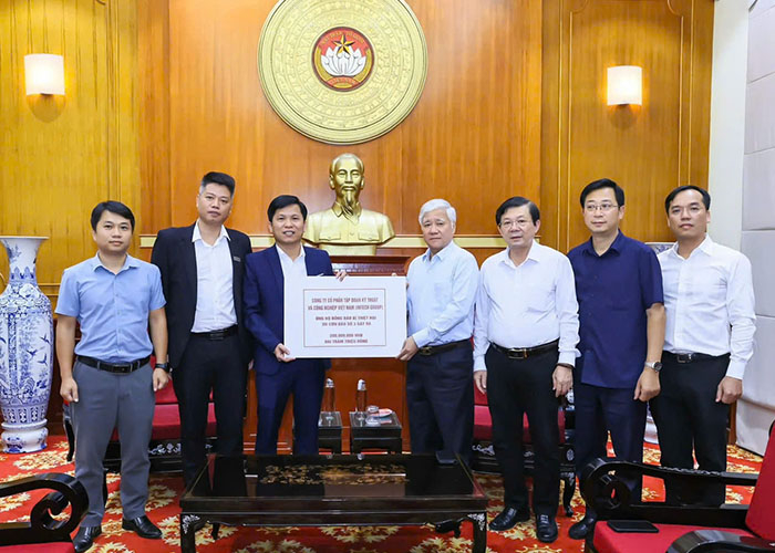 intech group cua doanh nhan hoang huu thang chung tay ho tro dong bao mien bac vuot qua lu lut