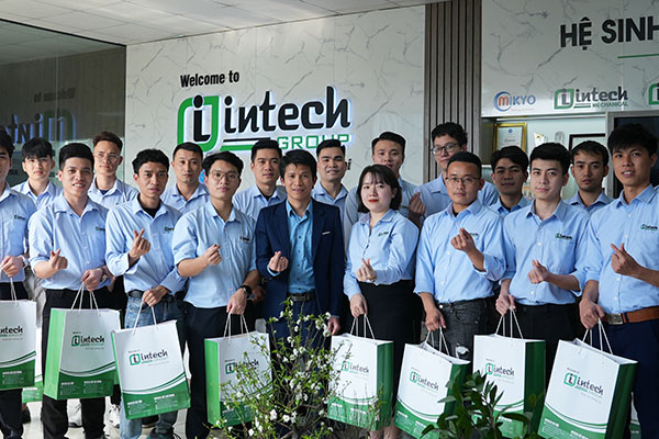 mang xuan den dem tet ve voi cbcnv intech group
