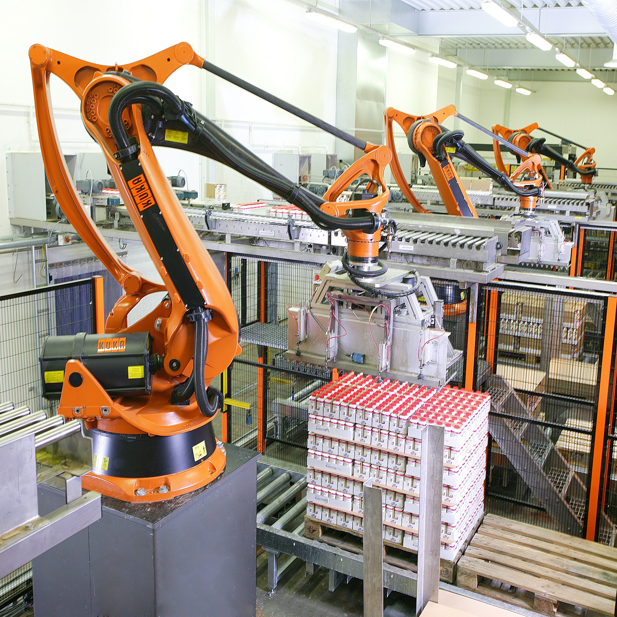 Robot bốc xếp hàng tự động