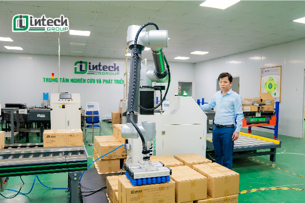 tram robot boc xep hoat dong theo nguyen ly gi