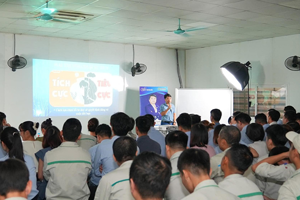 workshop  tu duy tich cuc va tieu cuc anh huong nhu the nao den cong viec va cuoc song