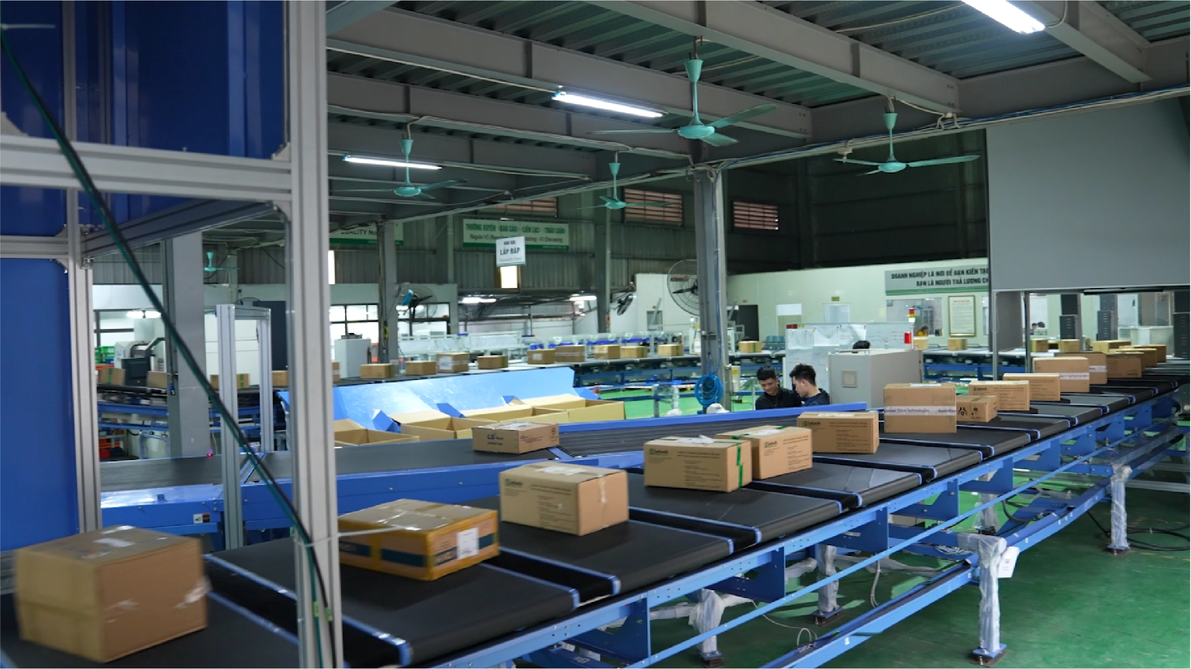 nganh logistics