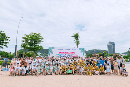 soi dong he 2024 tai bai bien ha long cung intech group